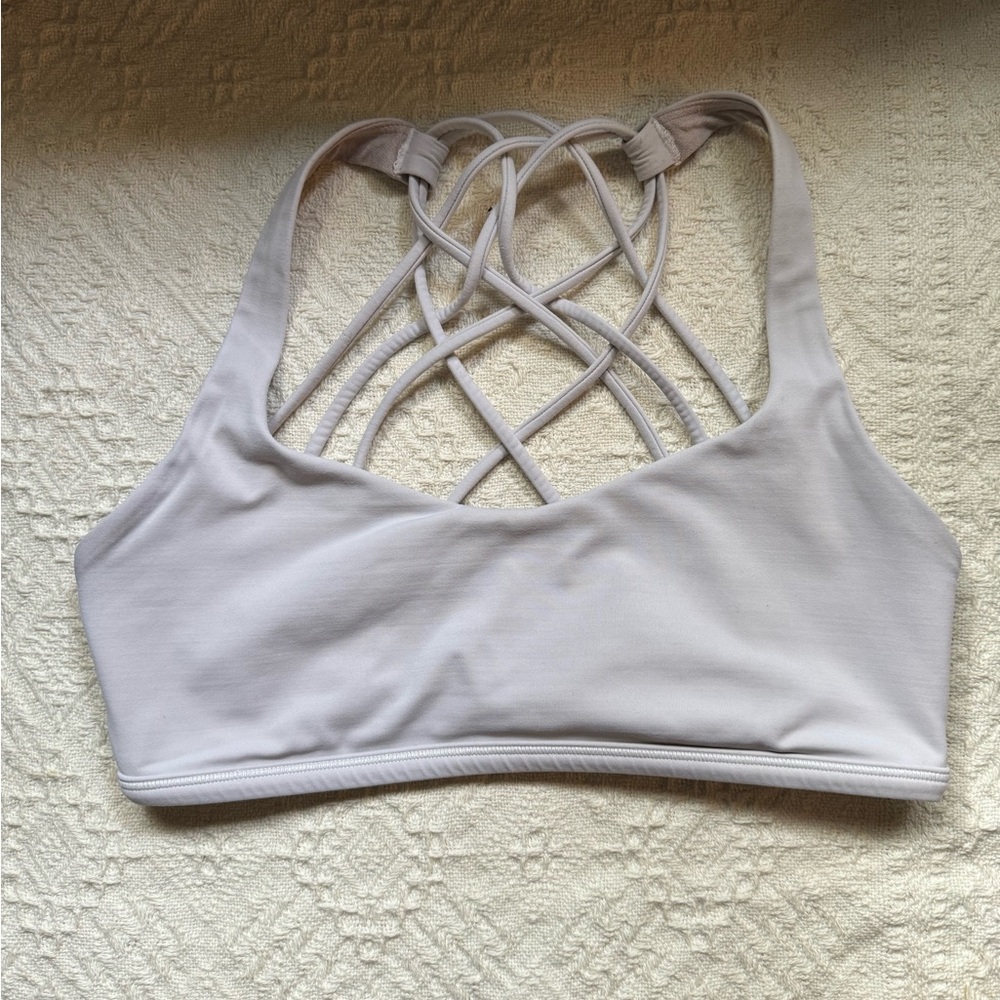 Lululemon free to be wild bra, light lavender gray color size 6
